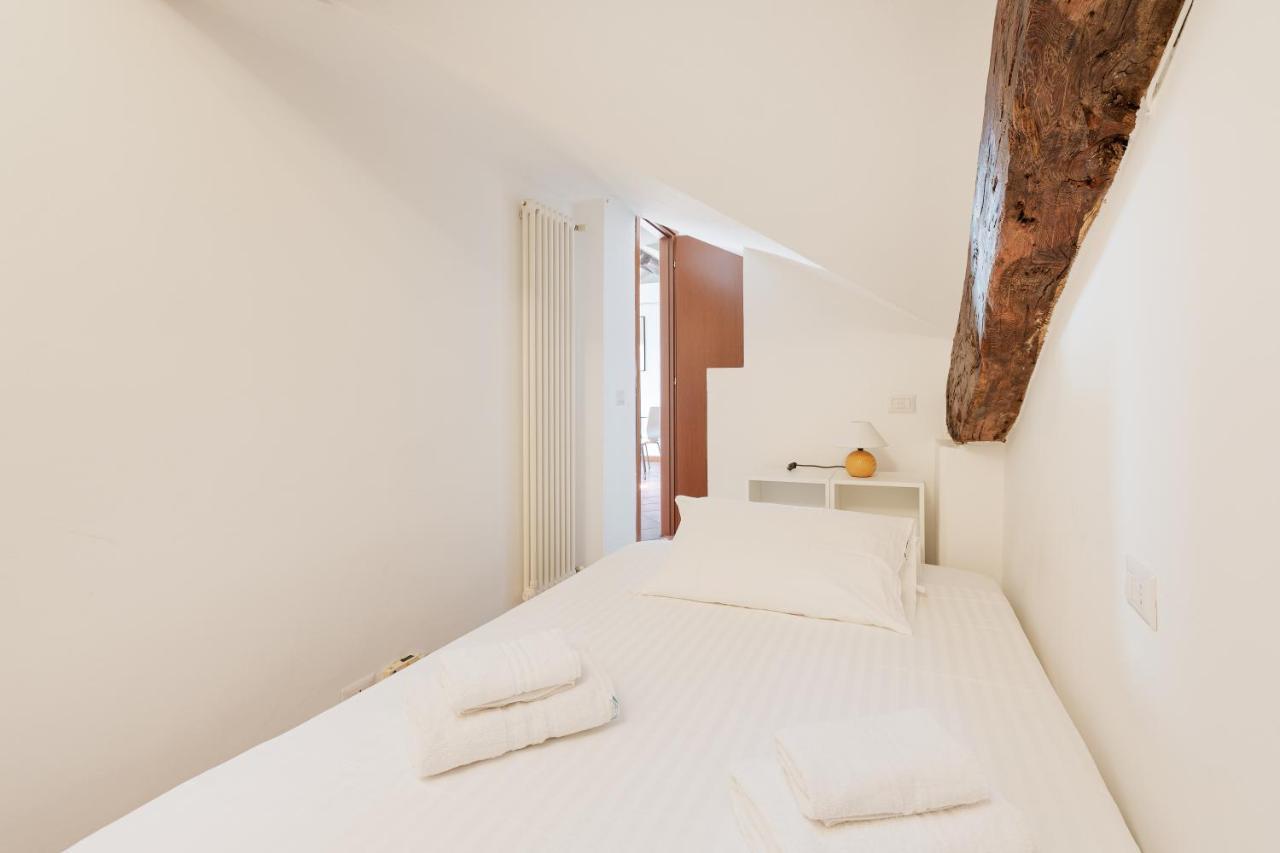 Corso Como Balcony Apartment Milan Exterior photo